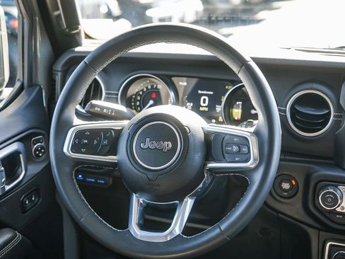 Used 2023 Jeep Wrangler Sahara w/ Safety Group image 13