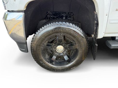 Used 2018 GMC Sierra 2500 SLE w/ HD SLE Preferred Plus Package image 9