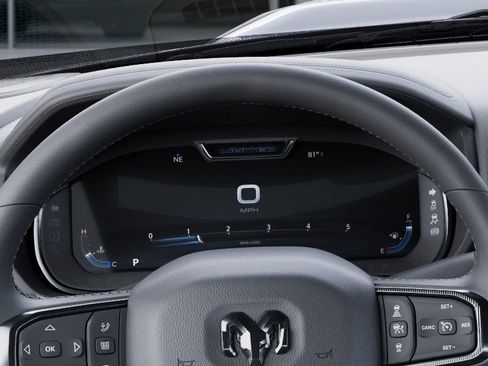 New 2026 RAM 2500 Limited AWD/4WD image 18