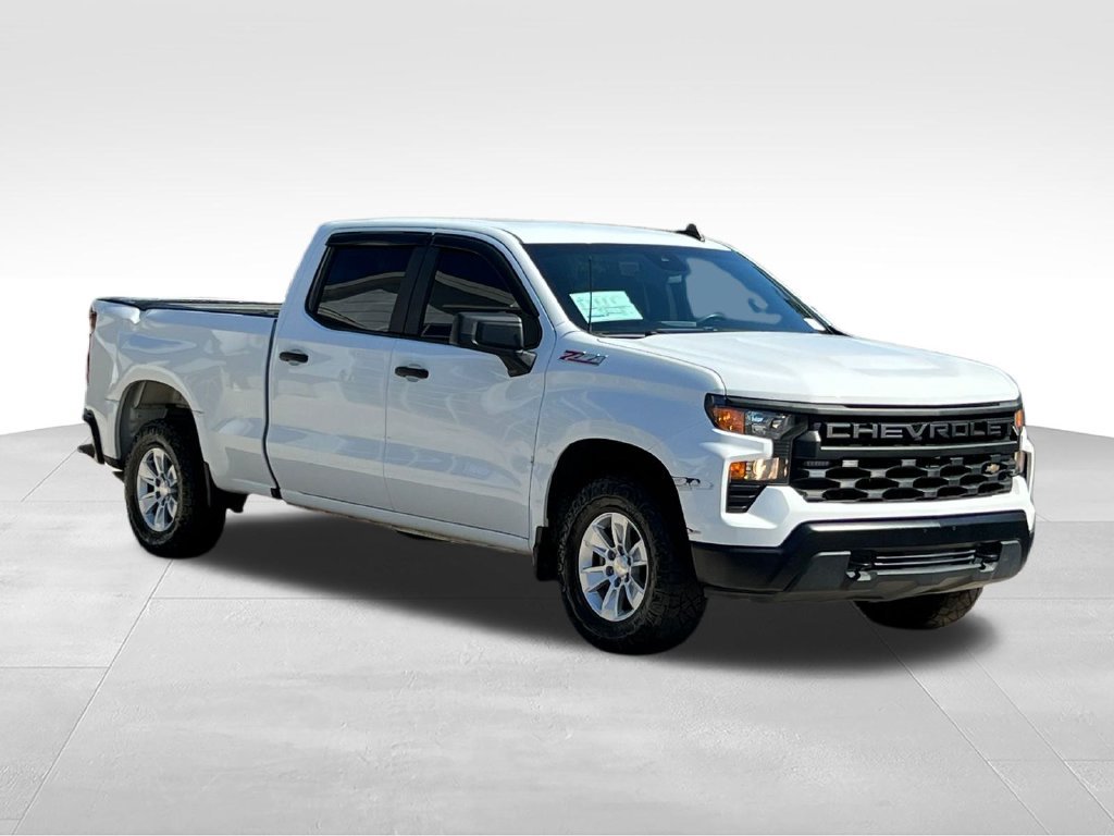 Used 2022 Chevrolet Silverado 1500 W/T w/ WT Value Package AWD/4WD image 3