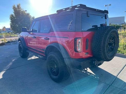 Used 2022 Ford Bronco Wildtrak image 7