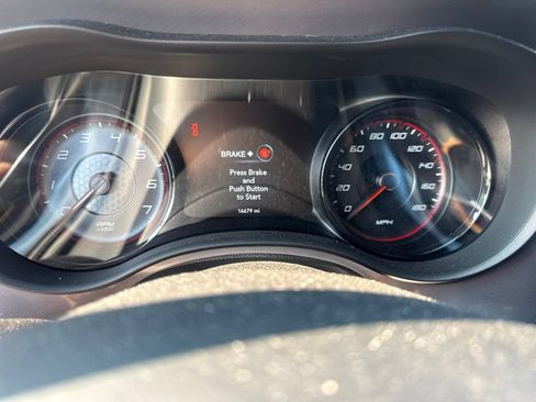 Used 2022 Dodge Charger Scat Pack RWD image 5