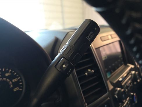 Used 2018 Ford F150 XLT w/ Equipment Group 301A Mid AWD/4WD image 22