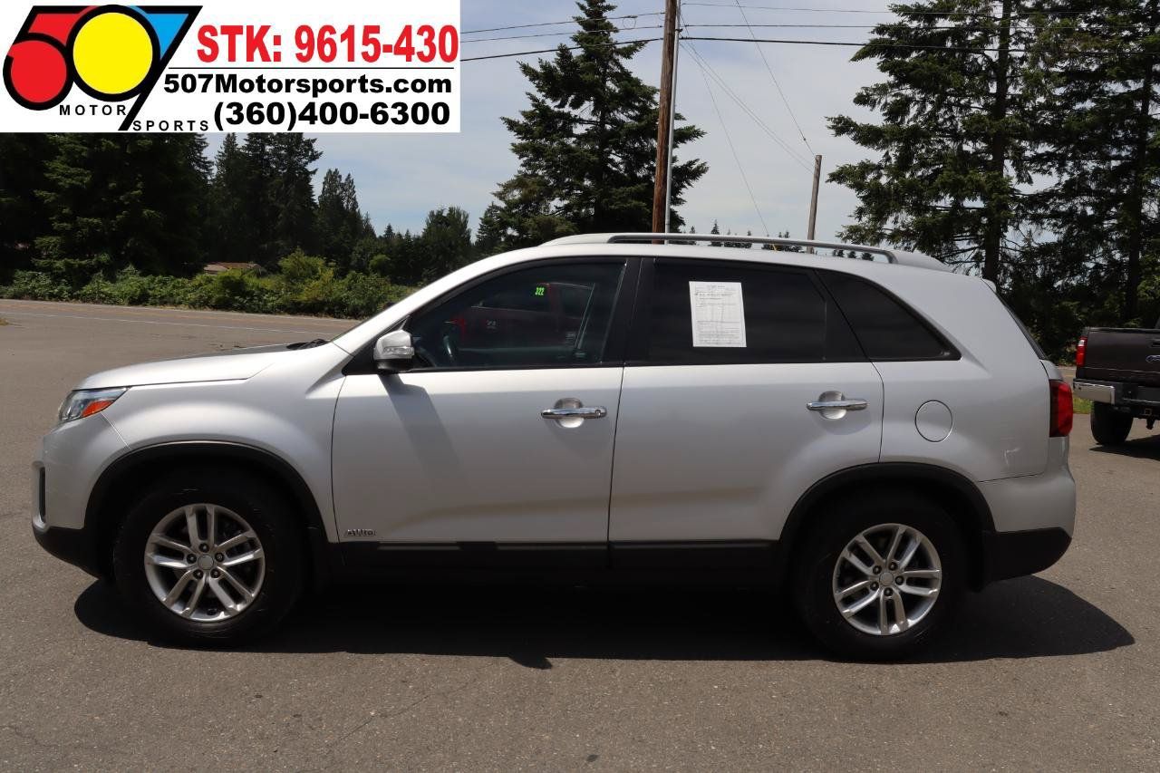 Used 2015 Kia Sorento LX AWD/4WD image 3
