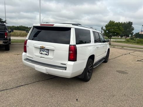 Used 2018 Chevrolet Suburban Premier AWD/4WD image 8