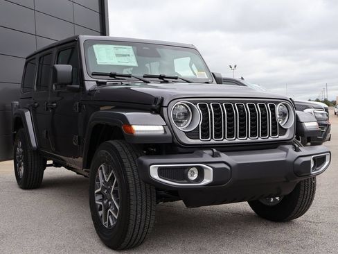 New 2026 Jeep Wrangler Unlimited Sahara w/ Safety Group AWD/4WD image 6
