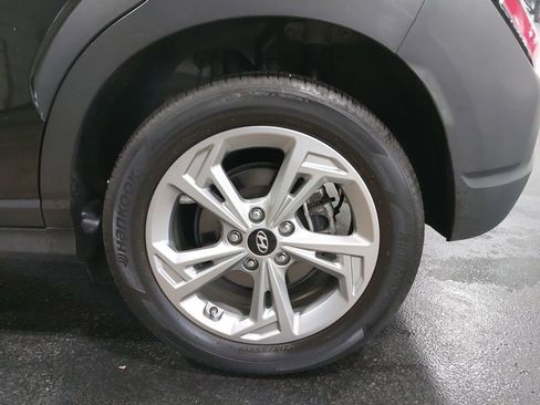 Used 2023 Hyundai Kona SEL image 32