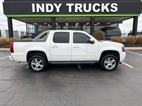Used 2011 Chevrolet Avalanche LT w/ Luxury Package image 1