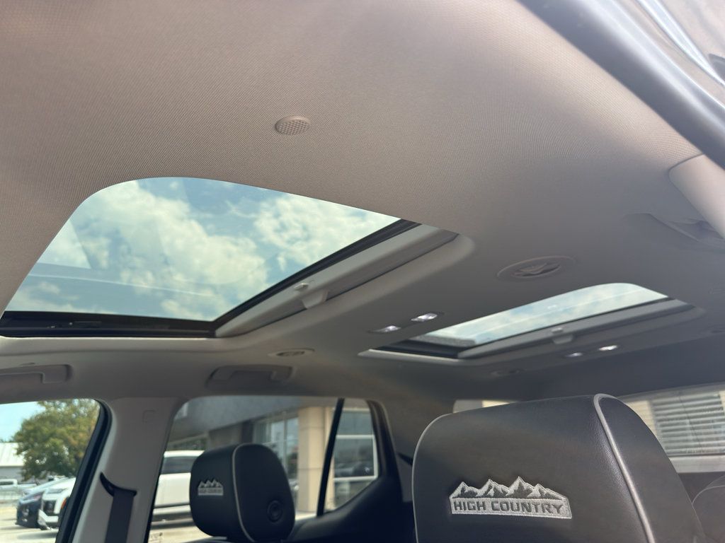 Used 2020 Chevrolet Traverse High Country AWD/4WD image 28