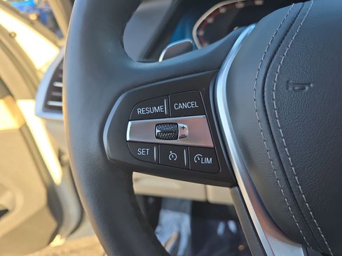 Used 2020 BMW X5 xDrive40i w/ Premium Package image 18