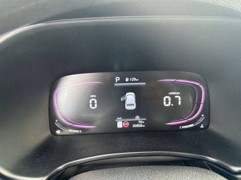 Used 2024 Kia Soul LX w/ Option Group 015 image 6