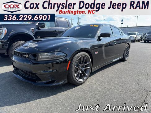 Used 2020 Dodge Charger Scat Pack RWD image 1
