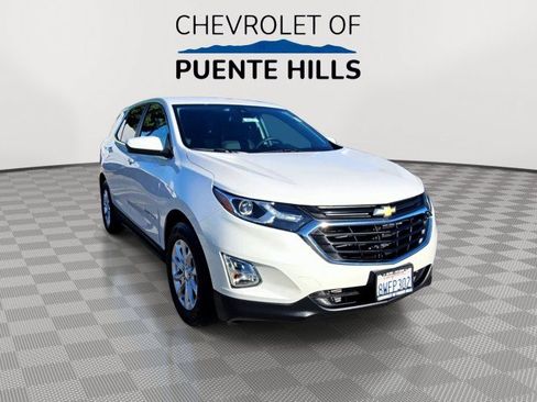 Used 2021 Chevrolet Equinox LT w/ LPO, Cargo Package FWD image 2