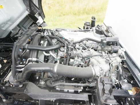 New 2024 Chevrolet Low Cab Forward 4500 XD image 21