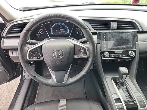 Used 2018 Honda Civic EX image 4