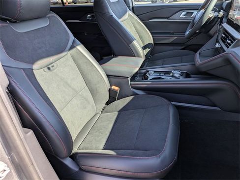 New 2026 Ford Explorer ST image 40