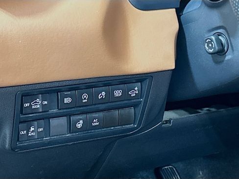 Used 2025 Toyota Tundra 1794 Edition AWD/4WD image 8