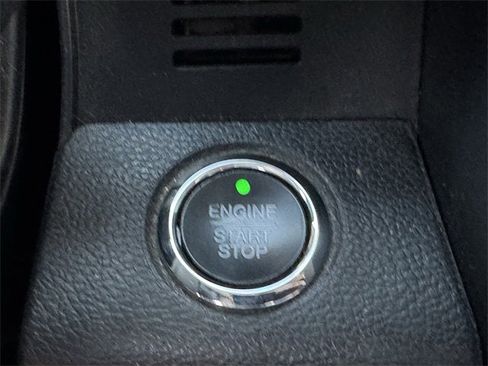 Used 2019 Ford F250 Lariat w/ Lariat Ultimate Package image 23