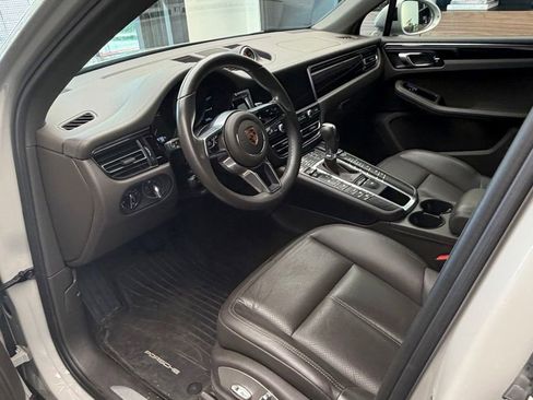 Used 2020 Porsche Macan S AWD/4WD image 2