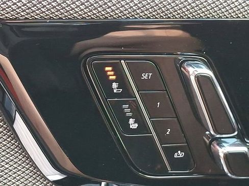 New 2025 Cadillac Optiq Sport 1 image 15