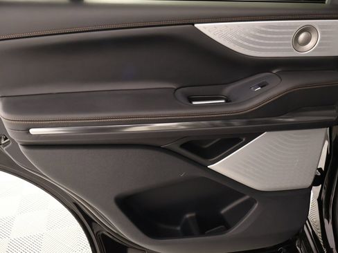 New 2026 Lincoln Navigator Black Label AWD/4WD image 19