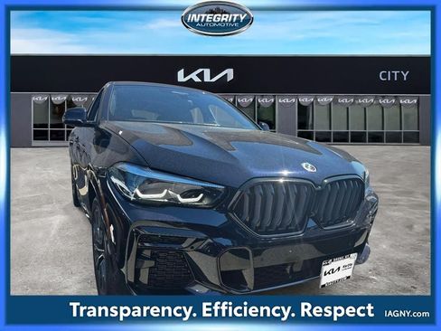 Used 2023 BMW X6 M50i AWD/4WD image 1