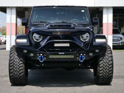 Used 2022 Jeep Wrangler Unlimited Sahara w/ Cold Weather Group image 5