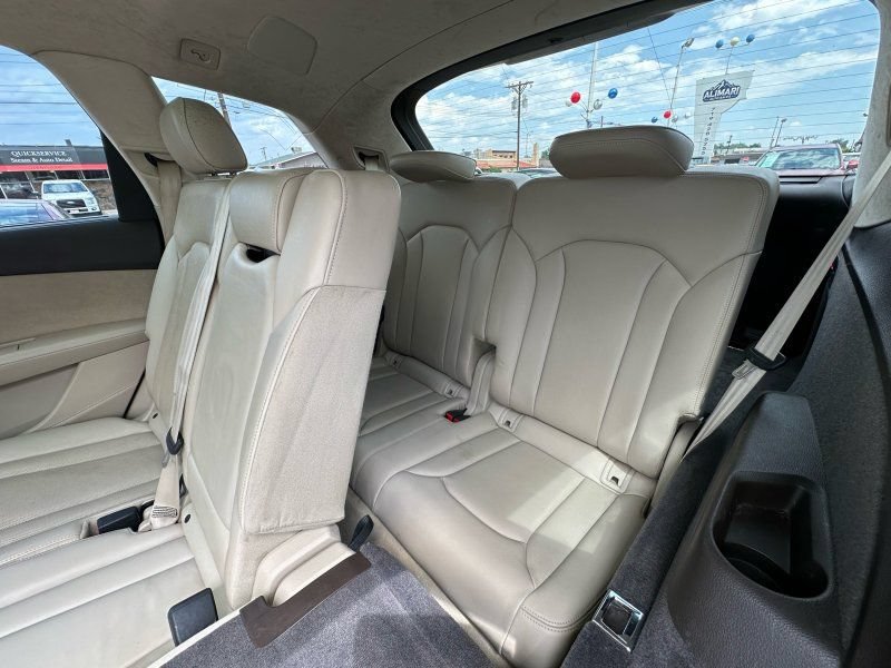 Used 2018 Audi Q7 3.0T Prestige AWD/4WD image 15