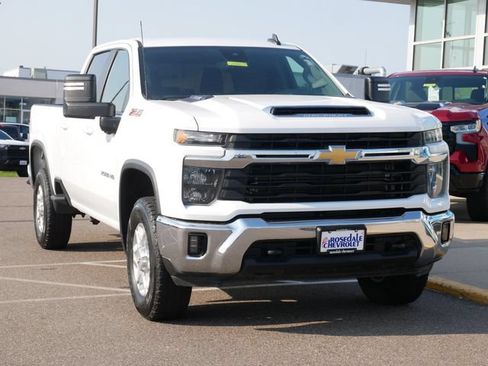 Used 2024 Chevrolet Silverado 2500 LT w/ Convenience Package AWD/4WD image 23