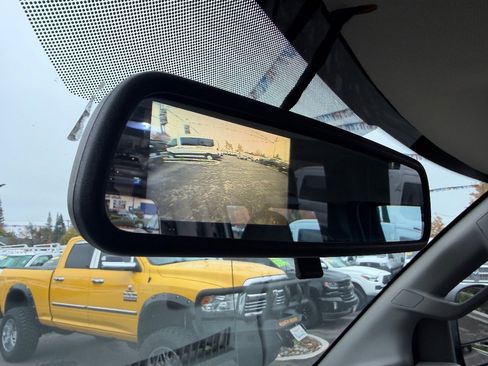 Used 2022 Chevrolet Express 2500 w/ Driver Convenience Package image 21