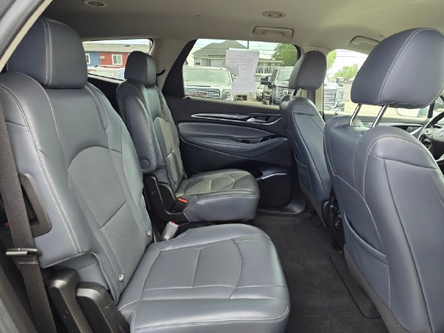 Used 2019 Buick Enclave Essence AWD/4WD image 12