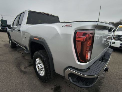 Used 2022 GMC Sierra 2500 Pro w/ Convenience Package image 9
