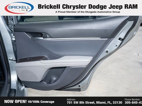 Used 2023 Toyota Camry SE image 13