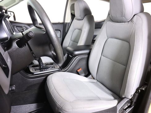 Used 2018 Chevrolet Colorado W/T w/ WT Convenience Package RWD image 26
