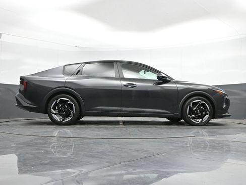 Used 2025 Kia K4 EX FWD image 23