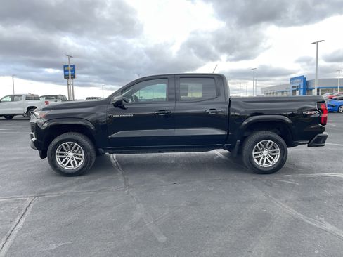 Certified 2023 Chevrolet Colorado LT w/ LT Convenience Package II AWD/4WD image 2