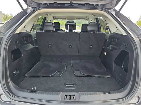 Used 2023 Ford Edge SEL image 15