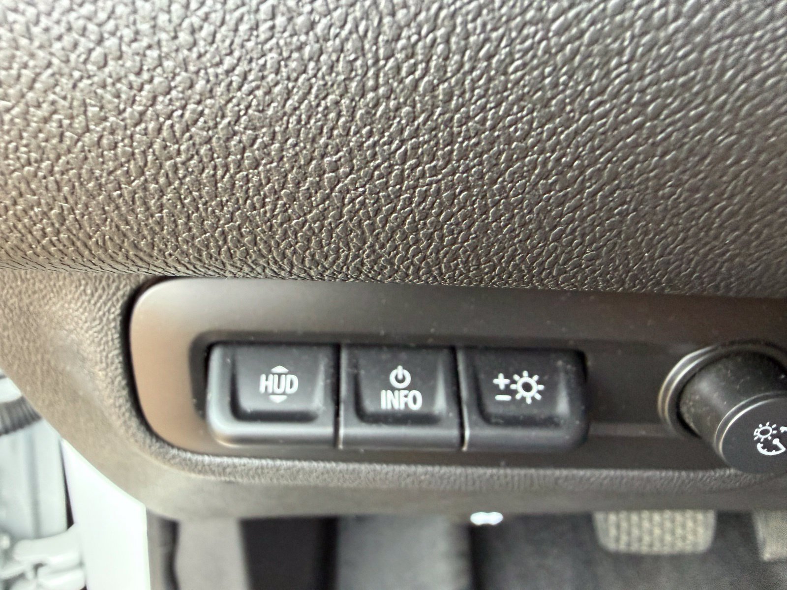 Used 2022 GMC Terrain AT4 w/ Infotainment Package II AWD/4WD image 12