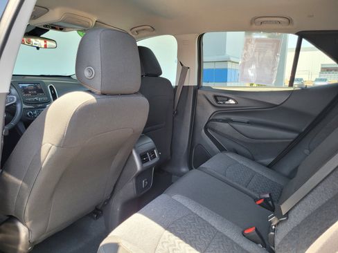 Used 2023 Chevrolet Equinox LT w/ Driver Convenience Package AWD/4WD image 14