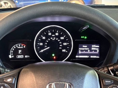 Used 2022 Honda HR-V EX image 21