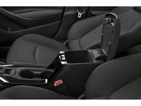 Used 2020 Toyota Corolla LE w/ LE Convenience Package FWD image 9