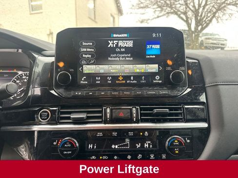 Used 2024 Nissan Pathfinder SL image 15