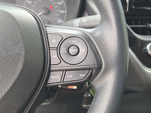 Used 2023 Toyota Corolla LE image 23