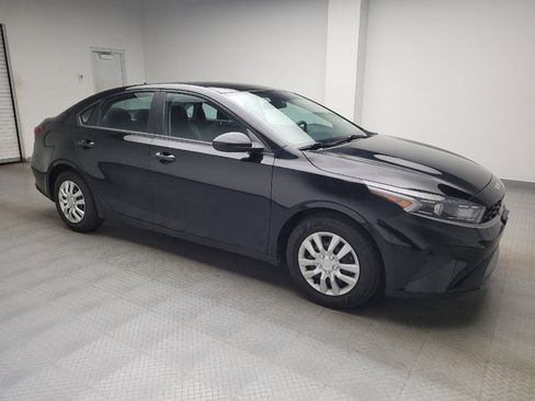 Used 2023 Kia Forte LX FWD image 11
