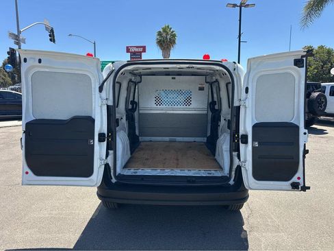 Used 2021 RAM ProMaster City Tradesman FWD image 33