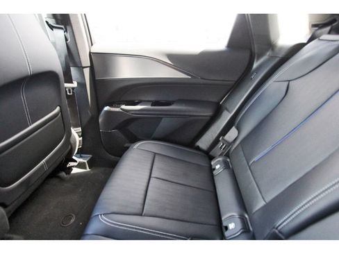 New 2027 Cadillac Lyriq Luxury AWD/4WD image 12