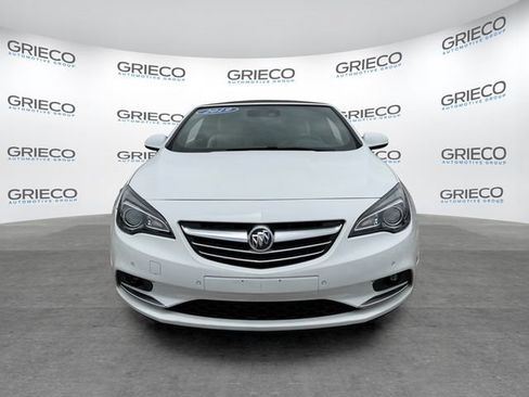 Used 2019 Buick Cascada Sport Touring FWD image 2
