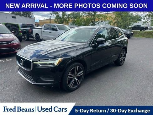 Used 2019 Volvo XC60 T6 Momentum w/ Multimedia Package AWD/4WD image 1