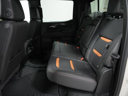 New 2026 GMC Sierra 1500 AT4 w/ AT4 Premium Package image 17