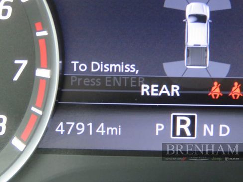 Used 2023 Nissan Titan SV w/ SV Convenience Package image 26